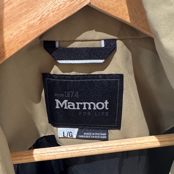 Marmot City Shell Waterproof Men Size Large.  Worn Once! - Picture 2 of 4